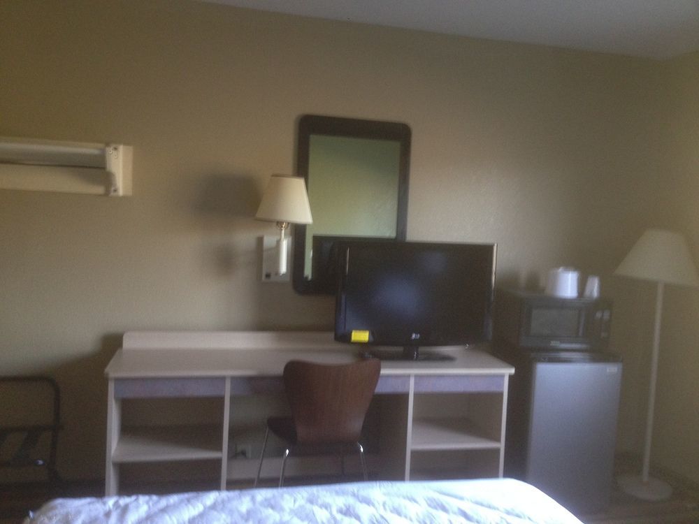 Super 8 by Wyndham Vicksburg Motel Eksteriør billede