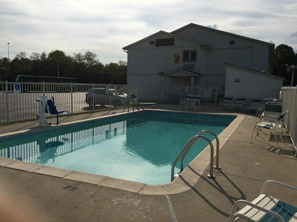 Super 8 by Wyndham Vicksburg Motel Eksteriør billede