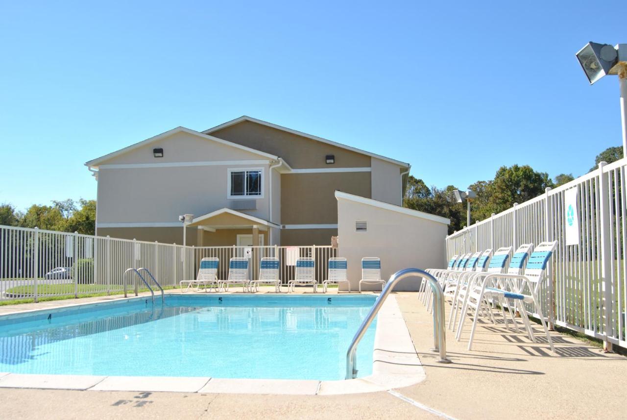 Super 8 by Wyndham Vicksburg Motel Eksteriør billede